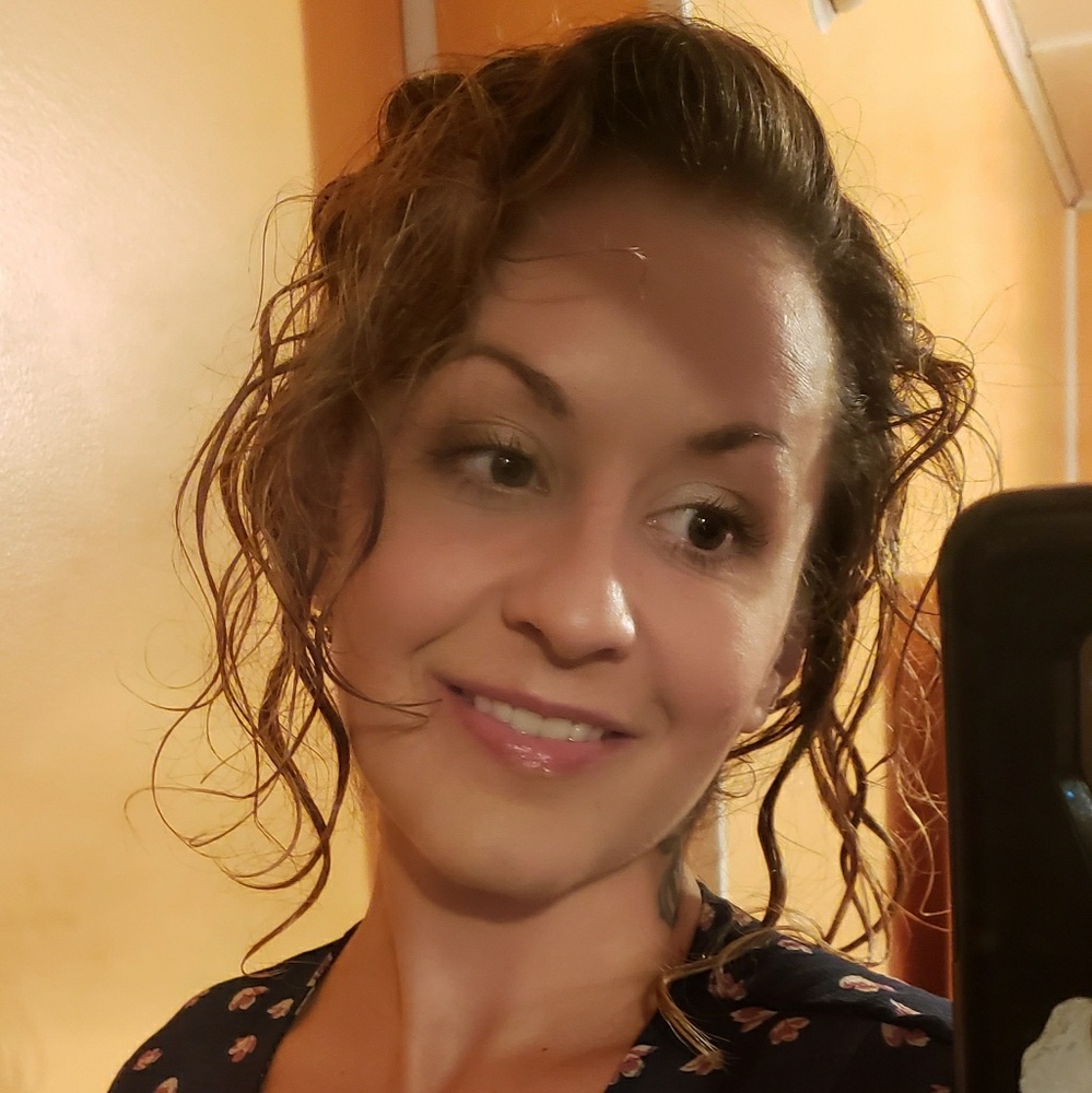 Meet your Posher, Shannon